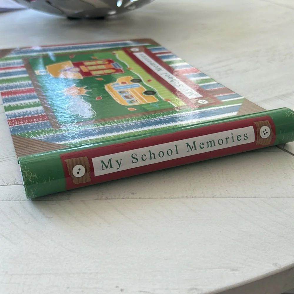 New Southern Living at Home My School Memories Book Memory Photo Album w Sticker - Picture 5 of 16